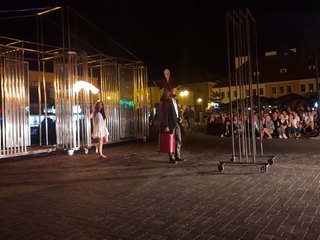 Wieluń: wyjątkowy spektakl „Eurydyka” w wykonaniu Teatru Biuro Podróży