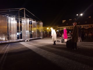 Wieluń: wyjątkowy spektakl „Eurydyka” w wykonaniu Teatru Biuro Podróży