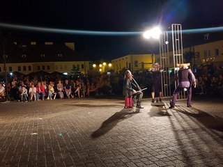 Wieluń: wyjątkowy spektakl „Eurydyka” w wykonaniu Teatru Biuro Podróży