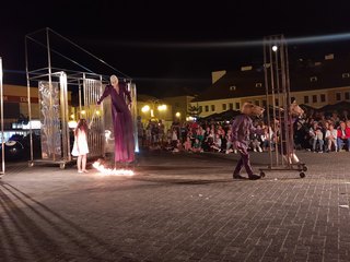 Wieluń: wyjątkowy spektakl „Eurydyka” w wykonaniu Teatru Biuro Podróży