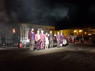 Wieluń: wyjątkowy spektakl „Eurydyka” w wykonaniu Teatru Biuro Podróży