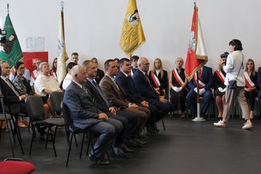 Powiatowa inauguracja roku szkolnego 2022/2023 odbyła się w Zespole Szkół nr 1 w Wieluniu