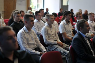 Powiatowa inauguracja roku szkolnego 2022/2023 odbyła się w Zespole Szkół nr 1 w Wieluniu