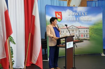 Powiatowa inauguracja roku szkolnego 2022/2023 odbyła się w Zespole Szkół nr 1 w Wieluniu