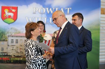 Powiatowa inauguracja roku szkolnego 2022/2023 odbyła się w Zespole Szkół nr 1 w Wieluniu