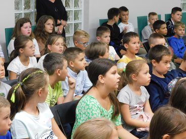 Autor książki „Dawno temu w Wieluniu” gościł dziś w bibliotece miejskiej
