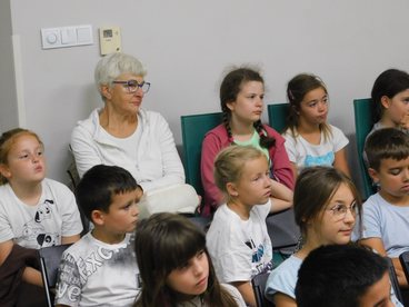 Autor książki „Dawno temu w Wieluniu” gościł dziś w bibliotece miejskiej
