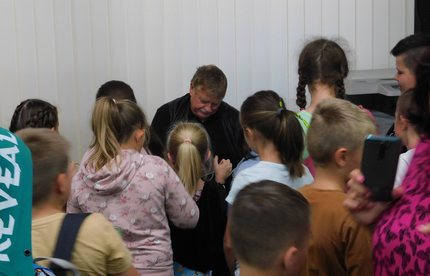 Autor książki „Dawno temu w Wieluniu” gościł dziś w bibliotece miejskiej
