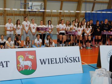 Giganci Siatkówki w Wieluniu. Najlepsza Juvenia