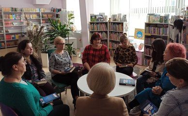 Klubowicze DKK po raz kolejny spotkali się w wieluńskiej bibliotece