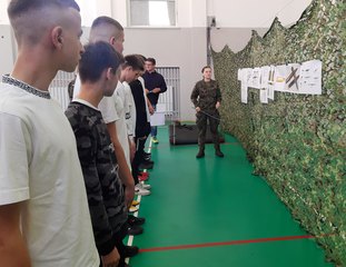 Pierwsze szkolenie wojskowe w wieluńskim II LO