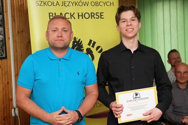 Szkoła Języków Obcych Black Horse ma 30 lat