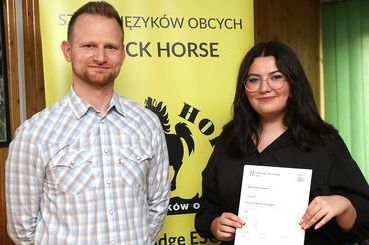 Szkoła Języków Obcych Black Horse ma 30 lat