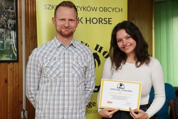 Szkoła Języków Obcych Black Horse ma 30 lat