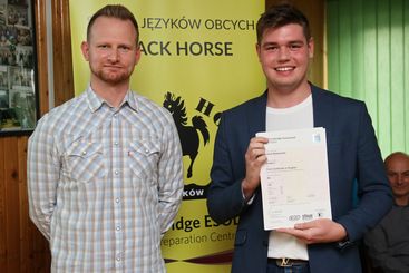 Szkoła Języków Obcych Black Horse ma 30 lat