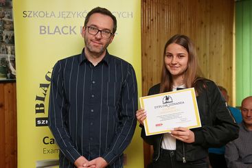 Szkoła Języków Obcych Black Horse ma 30 lat