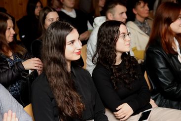 Szkoła Języków Obcych Black Horse ma 30 lat
