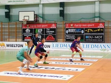 Pierwsza porażka WKS-u, pierwszy punkt Czarnych