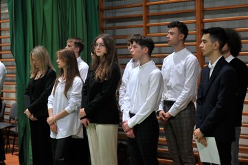 Za nami ślubowanie uczniów klas pierwszych I LO w Wieluniu