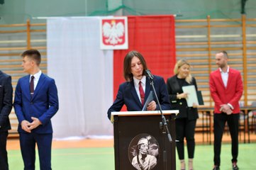 Za nami ślubowanie uczniów klas pierwszych I LO w Wieluniu