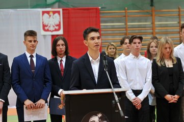 Za nami ślubowanie uczniów klas pierwszych I LO w Wieluniu