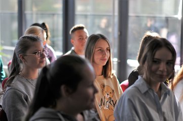 „Mikroświat” – nowa pracownia w Zespole Szkół nr 1 w Wieluniu
