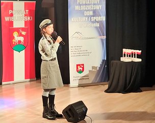 W „Domku harcerza” zaśpiewali polskie piosenki patriotyczne