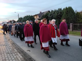 Mieszkańcy gminy Pątnów pamiętają – Święto Niepodległości odbyło się w Kamionce