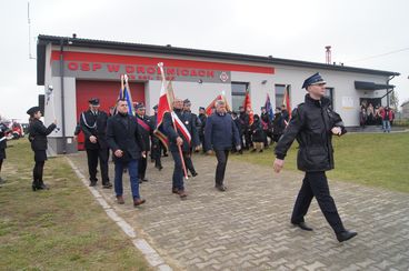 W Drobnicach odsłonięto obelisk poświęcony żołnierzowi Wojska Polskiego śp. por. Ignacemu Adamowi Batorowi