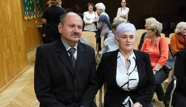 Wzruszający „Wieczór wspomnień” Stowarzyszenia Po prostu żyj