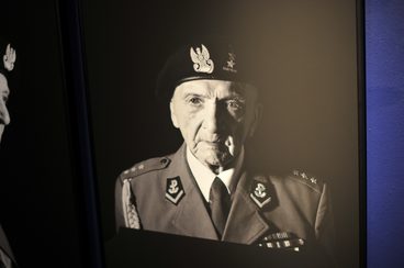 „Ślad pamięciowy” – niezwykła wystawa Izabeli Łapińskiej prezentowana jest w Muzeum Ziemi Wieluńskiej