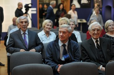 „Ślad pamięciowy” – niezwykła wystawa Izabeli Łapińskiej prezentowana jest w Muzeum Ziemi Wieluńskiej