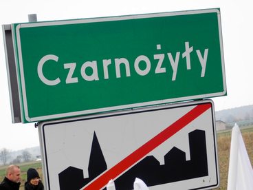 Droga Czarnożłyły - Gromadzice po remoncie