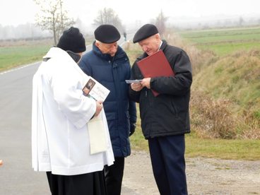 Droga Czarnożłyły - Gromadzice po remoncie