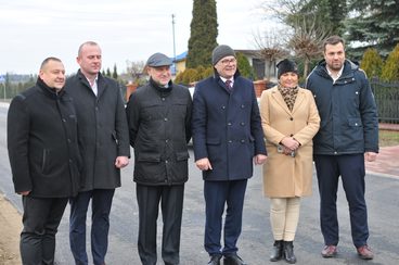 W Małyszynie oddano do użytku pierwszą w powiecie wieluńskim drogę przebudowaną dzięki środkom z „Polskiego ładu”