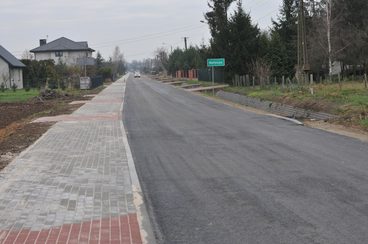 W Małyszynie oddano do użytku pierwszą w powiecie wieluńskim drogę przebudowaną dzięki środkom z „Polskiego ładu”