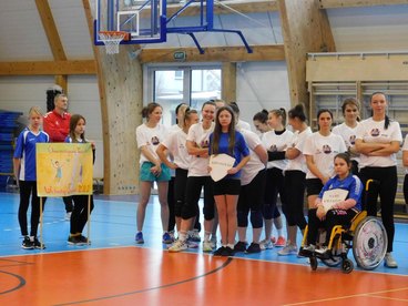 Udany Charytatywny Turniej Pokoleń Wieluńskiej Siatkówki