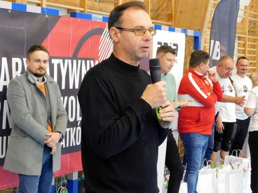 Udany Charytatywny Turniej Pokoleń Wieluńskiej Siatkówki