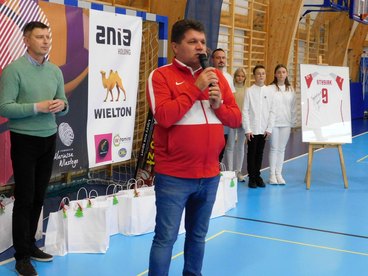 Udany Charytatywny Turniej Pokoleń Wieluńskiej Siatkówki