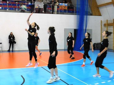 Udany Charytatywny Turniej Pokoleń Wieluńskiej Siatkówki