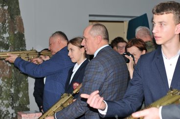 Wirtualna strzelnica w II LO już otwarta
