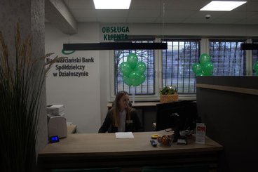 Oddział Nadwarciańskiego Banku Spółdzielczego w Działoszynie już po remoncie