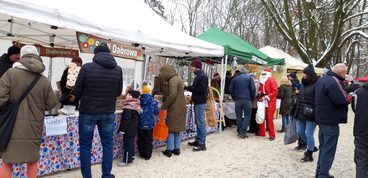 W Wieluniu trwa Jarmark Bożonarodzeniowy „Wieluńskie Dzwoneczki”