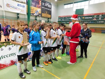 KS Panki najlepszy w Świątecznym Turnieju Charytatywnym