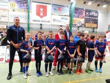 KS Panki najlepszy w Świątecznym Turnieju Charytatywnym