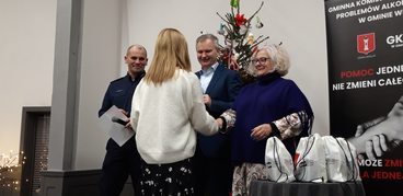 Wieluń: „Jestem szczęśliwy, nie biorę” – rozstrzygnięto konkurs plastyczny