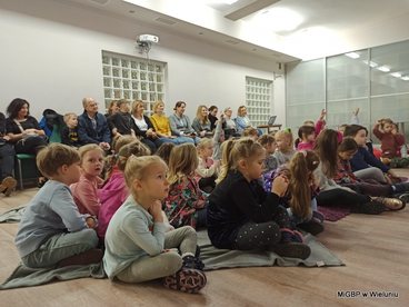 Spotkanie w wieluńskiej bibliotece