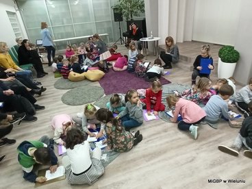 Spotkanie w wieluńskiej bibliotece