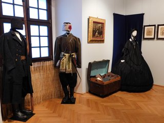 „Czas walki i nadziei – 160. rocznica Powstania Styczniowego” – w wieluńskim muzeum otwarto wystawę tematyczną