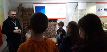Pradziejowe techniki rozpalania ognia w Muzeum Ziemi Wieluńskiej